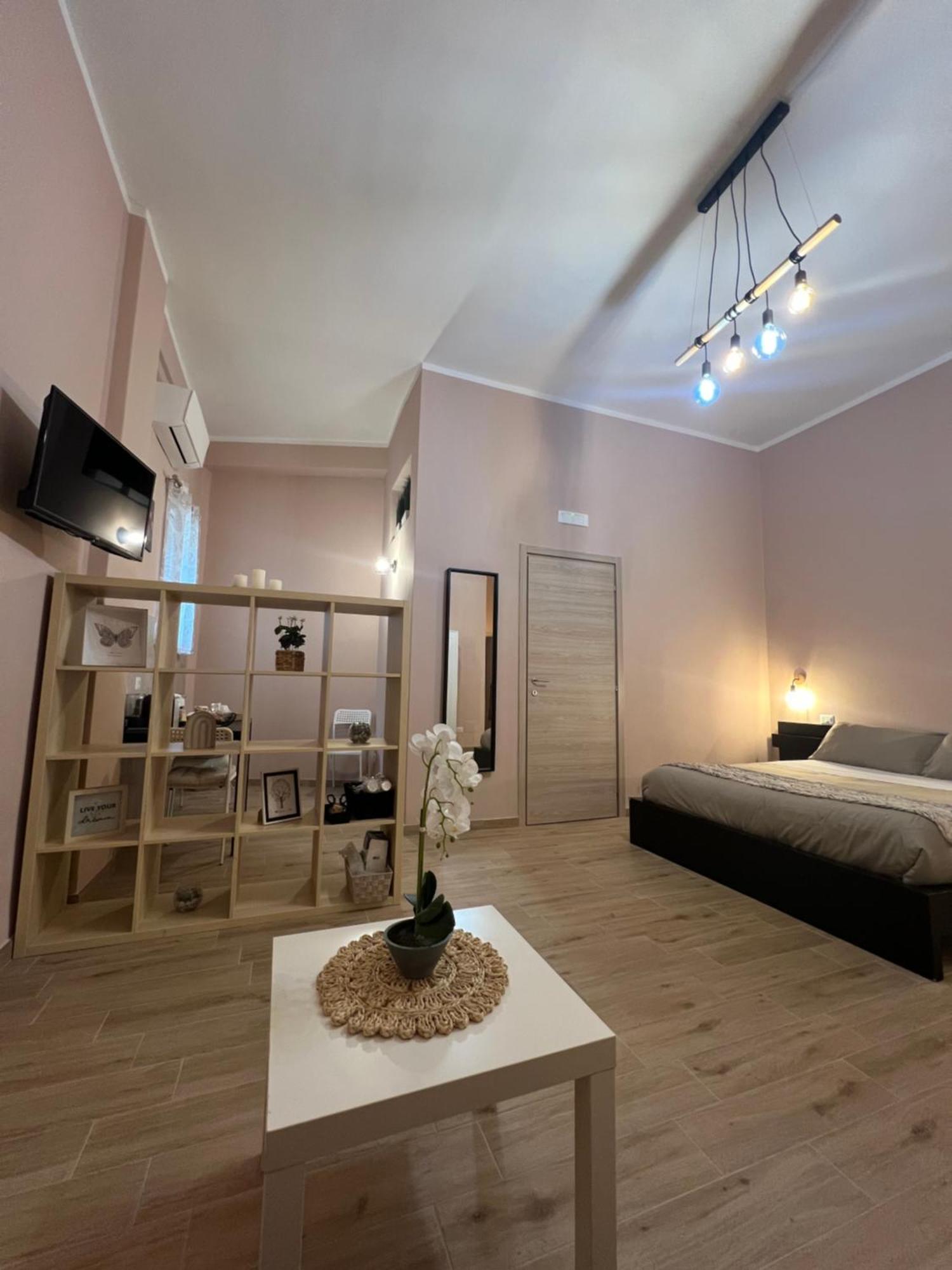 Hotel Buongiorno & Benvenuti à Trani Extérieur photo